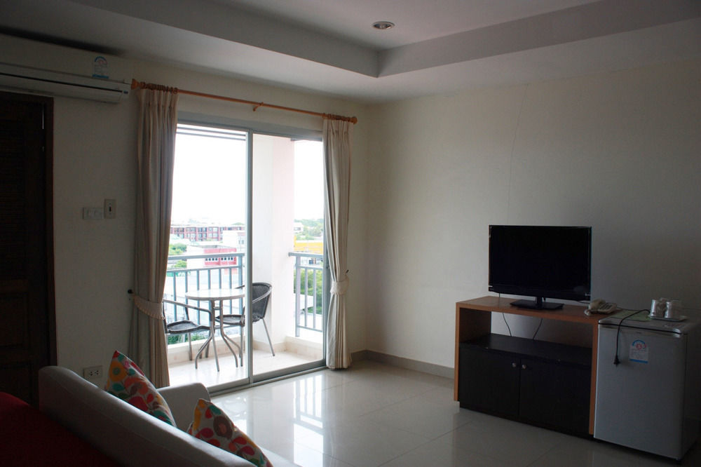 Baan Pak I-Un Hua Hin Hotel Екстериор снимка